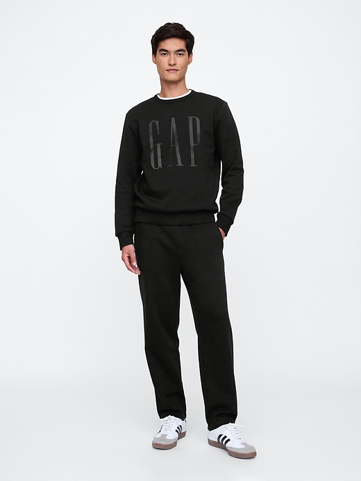 L'image numéro 1 présente Pantalon en coton ouaté à jambe droite à logo