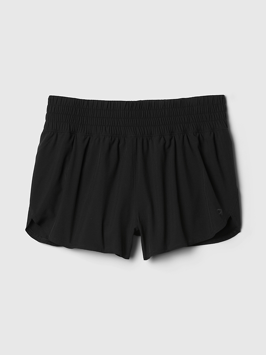 Image number 5 showing, GapFit 3" Mid Rise Runaround Shorts