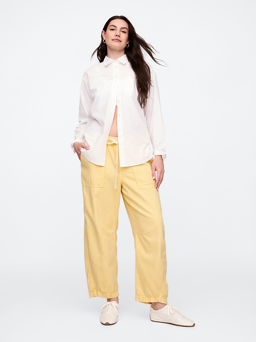 L'image numéro 5 présente Jean coupe baril à taille mi-basse extensible en denim Ultra-doux