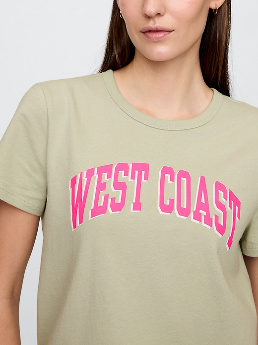 Image number 4 showing, Favorite Graphic T-Shirt