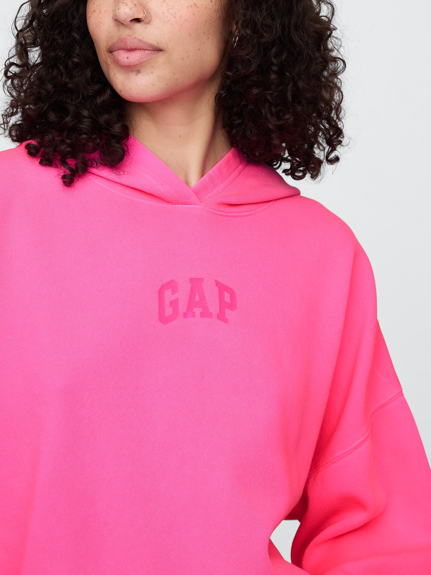 Relaxed Gap Mini-Logo Cropped Hoodie | Gap Factory