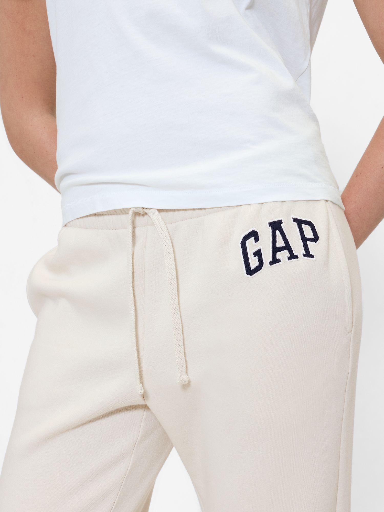 Gap Logo Straight Sweatpants | Gap Factory