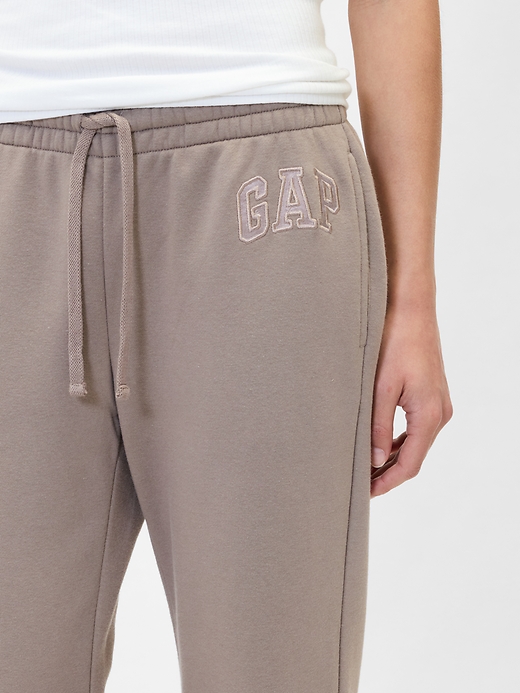 Image number 4 showing, Gap Logo Straight Sweatpants