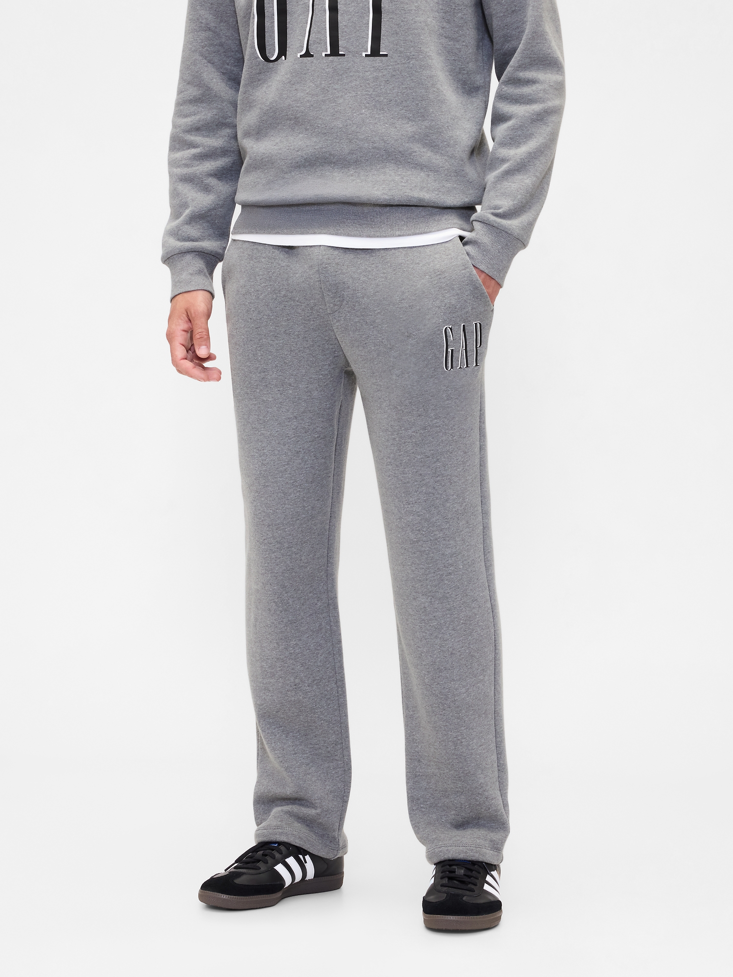 Gap Logo Straight-Leg Sweatpants | Gap Factory
