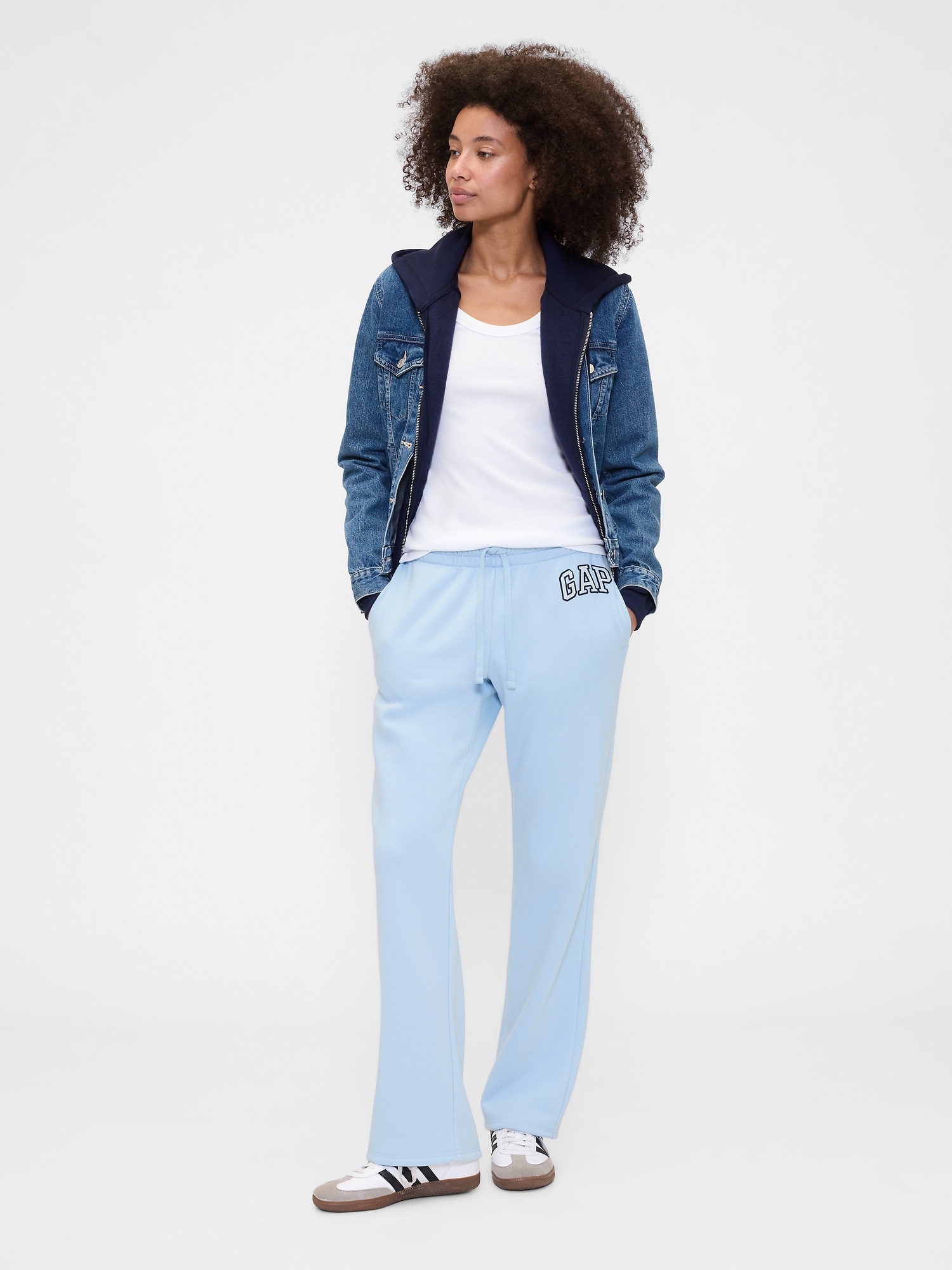 Gap Logo Straight Sweatpants | Gap Factory