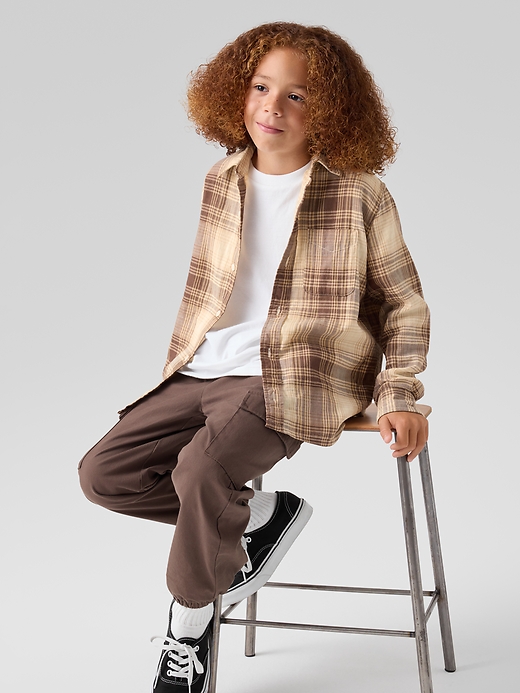 L'image numéro 4 présente Pantalon de jogging cargo en sergé pour Enfant