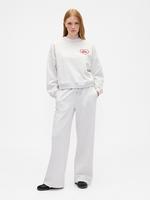 Image number 3 showing, Oversized Holiday Graphic Sweatshirt