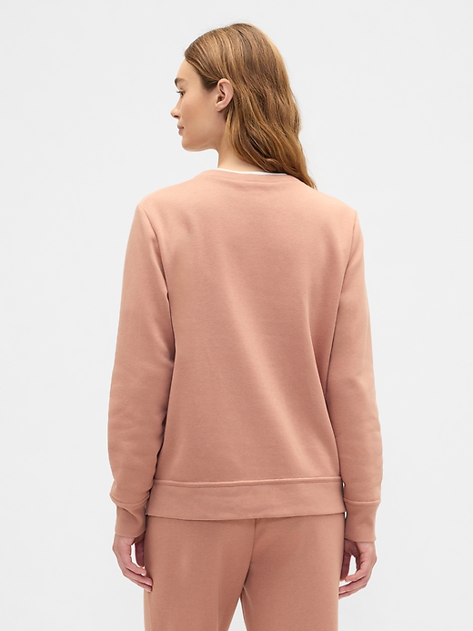 Image number 2 showing, Relaxed Gap Logo Sweatshirt