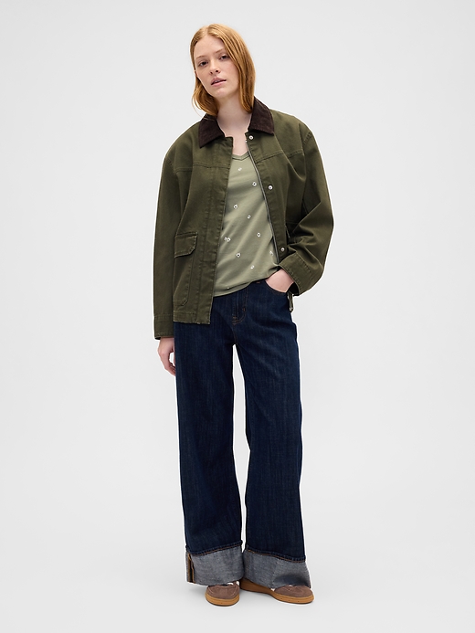 Image number 3 showing, Favorite Print V-Neck T-Shirt