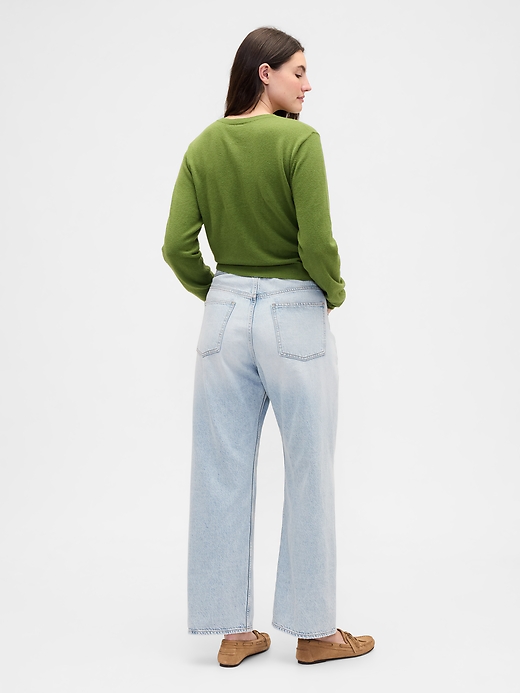 Image number 6 showing, Low Slung Destructed Relaxed Straight Jeans