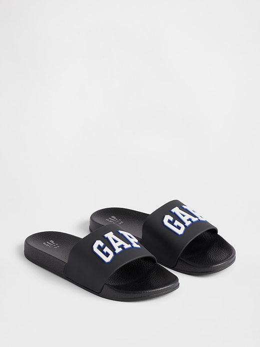 Image number 2 showing, Kids Gap Logo Slides