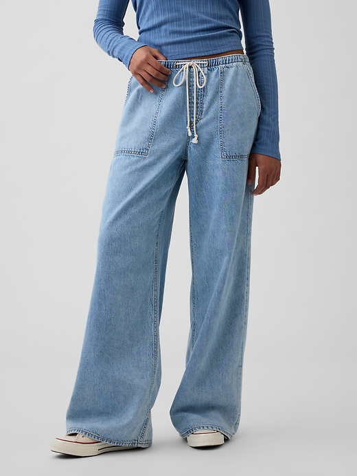 Image number 2 showing, Mid Rise Soft Pull-On Wide-Leg Jeans