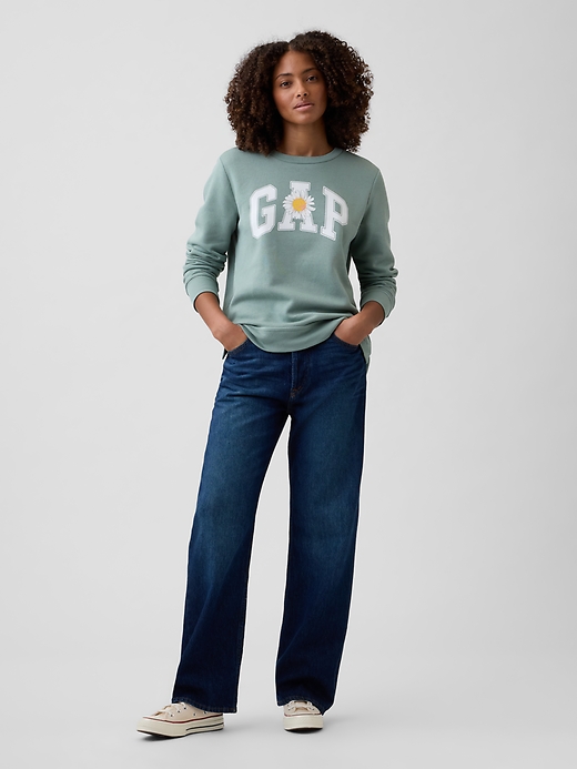 Image number 3 showing, Relaxed Gap Logo Sweatshirt