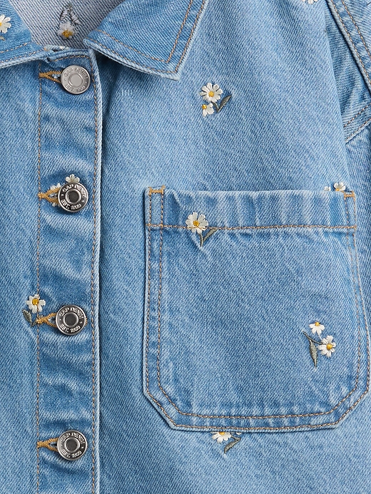 L'image numéro 3 présente Veste décontractée en denim à broderie pour Enfant