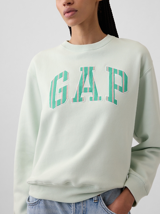 Image number 4 showing, Gap Logo Sweatshirt