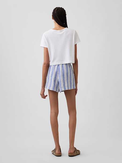 Image number 4 showing, 4" High Rise Pull-On Linen-Blend Shorts