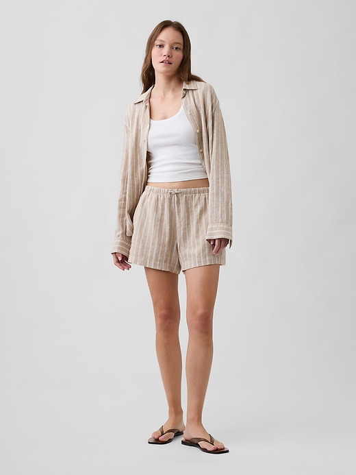 Image number 1 showing, 4" High Rise Pull-On Linen-Blend Shorts
