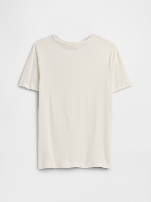 Image number 2 showing, GapKids Peanuts Graphic T-Shirt