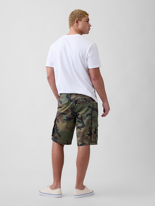 Image number 2 showing, 11" Essential Cargo Shorts