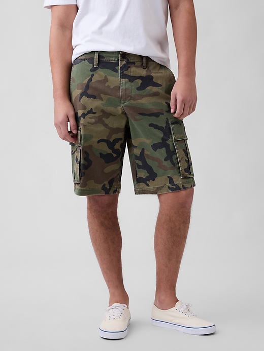 Image number 3 showing, 11" Essential Cargo Shorts