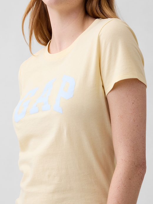 Image number 4 showing, Gap Logo T-Shirt