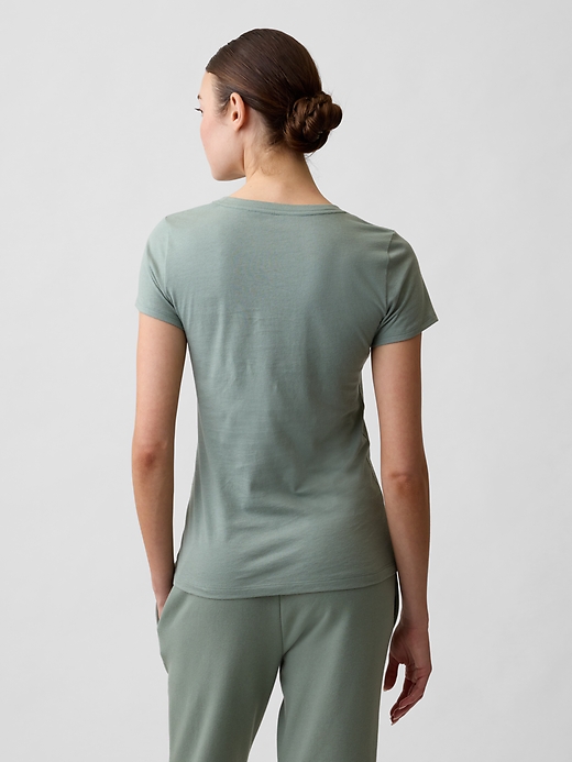 Image number 2 showing, Gap Logo T-Shirt