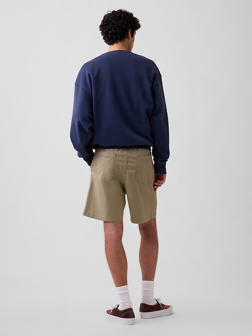 Image number 2 showing, 7" Essential Pull-On Khaki Shorts