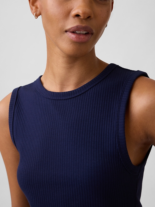 Image number 4 showing, Ribbed Shell Tank