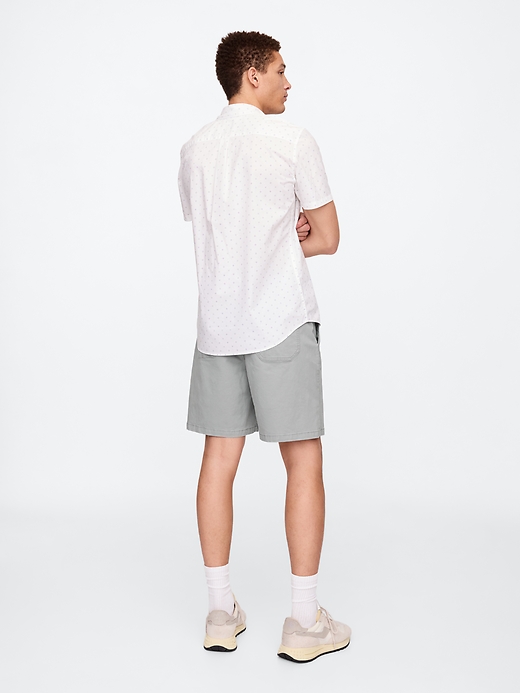Image number 2 showing, 7" Essential Pull-On Khaki Shorts