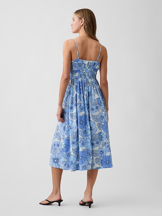 L'image numéro 2 présente Robe mi-longue à smocks nouée sur le devant