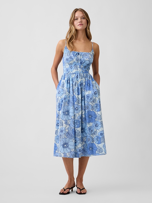 L'image numéro 1 présente Robe mi-longue à smocks nouée sur le devant