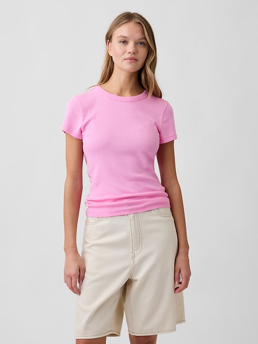 L'image numéro 1 présente T-shirt côtelé moderne à bords contrastants