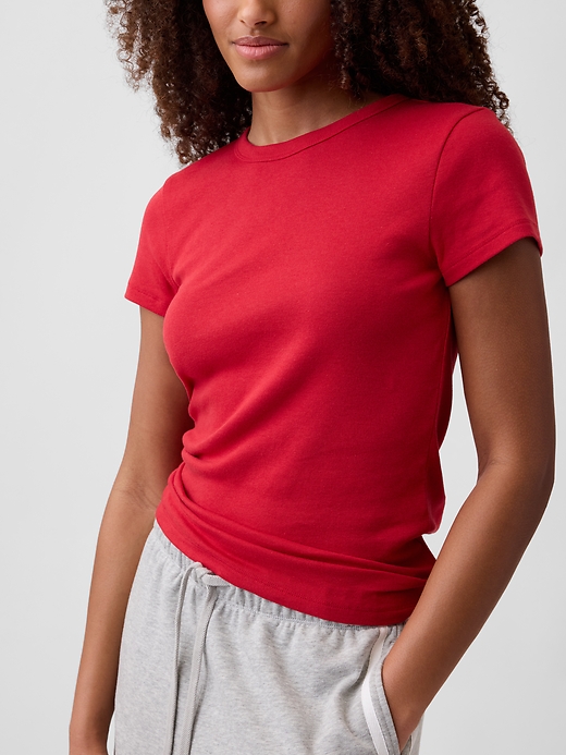L'image numéro 4 présente T-shirt côtelé moderne à bords contrastants