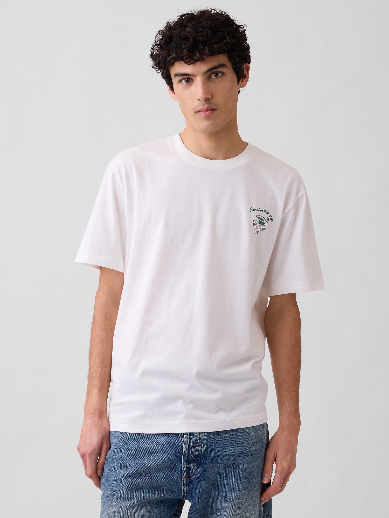 Everyday Soft Relaxed Graphic T-Shirt | Gap Factory