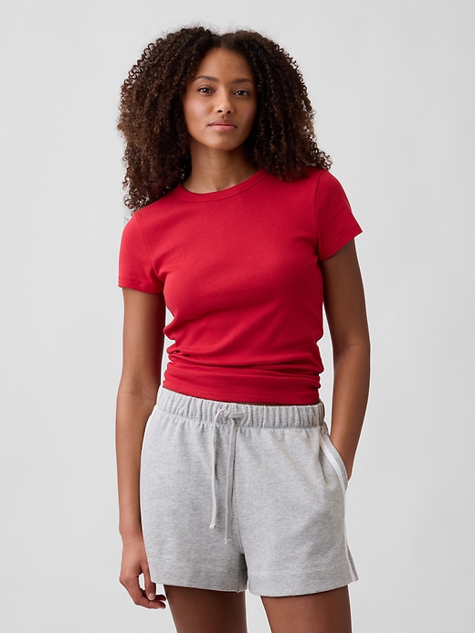 L'image numéro 1 présente T-shirt côtelé moderne à bords contrastants