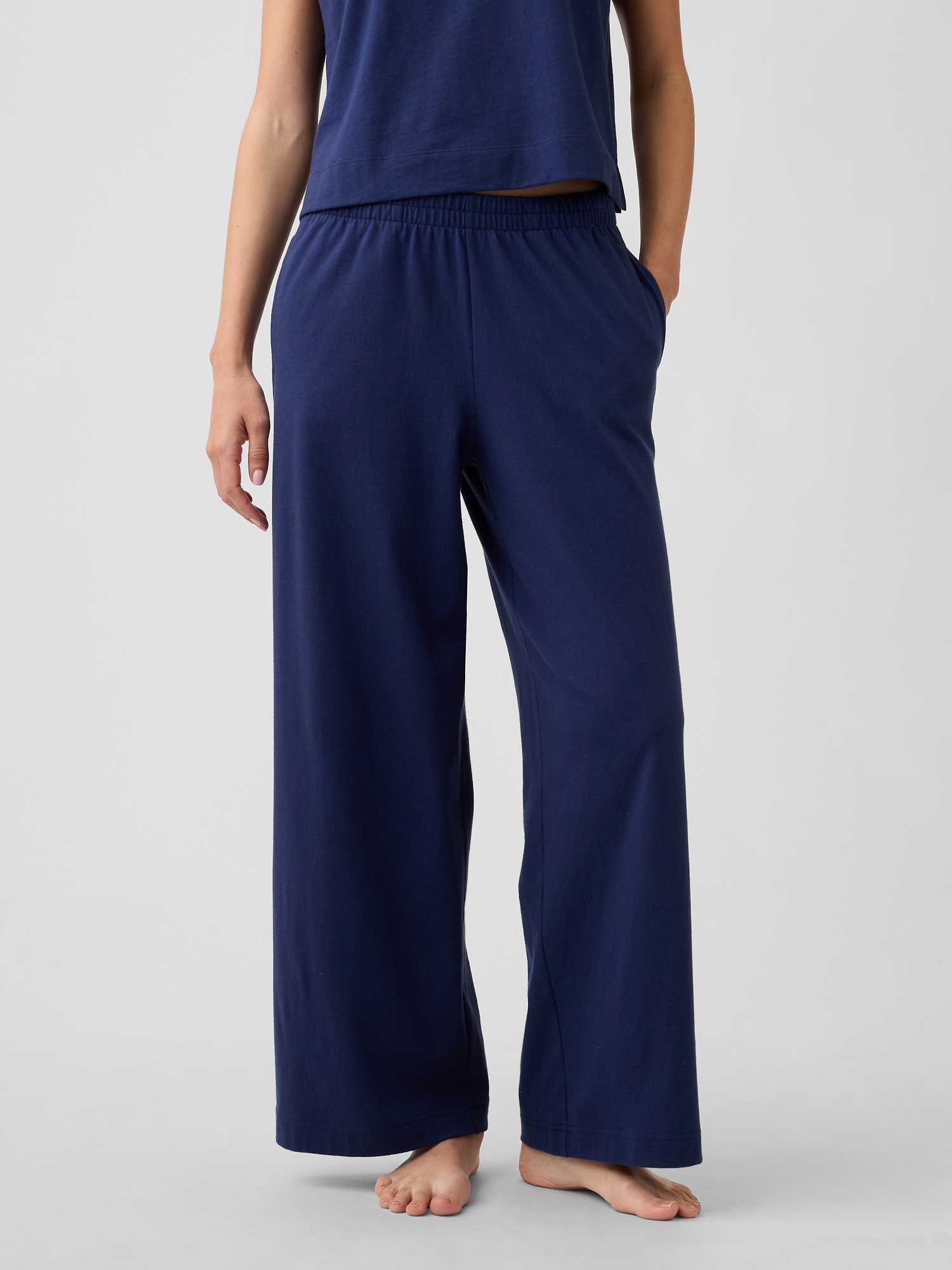 Heavyweight Pull-On Wide-Leg Crop Pants | Gap Factory