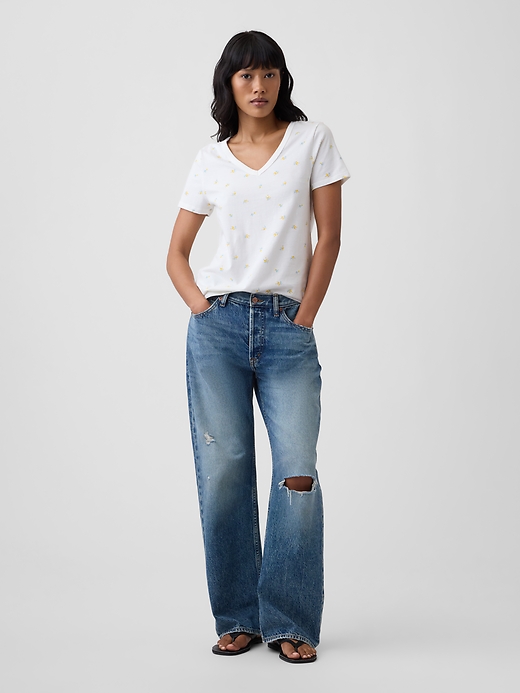 Image number 3 showing, Favorite Print V-Neck T-Shirt