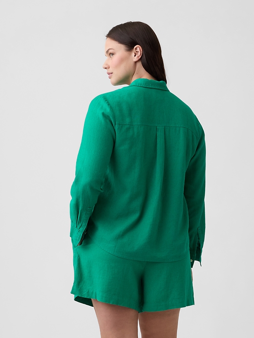 L'image numéro 6 présente Short à taille élastique en mélange de lin, entrejambe de 10 cm