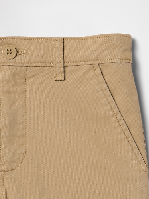 L'image numéro 3 présente Pantalon chino classique pour Enfant
